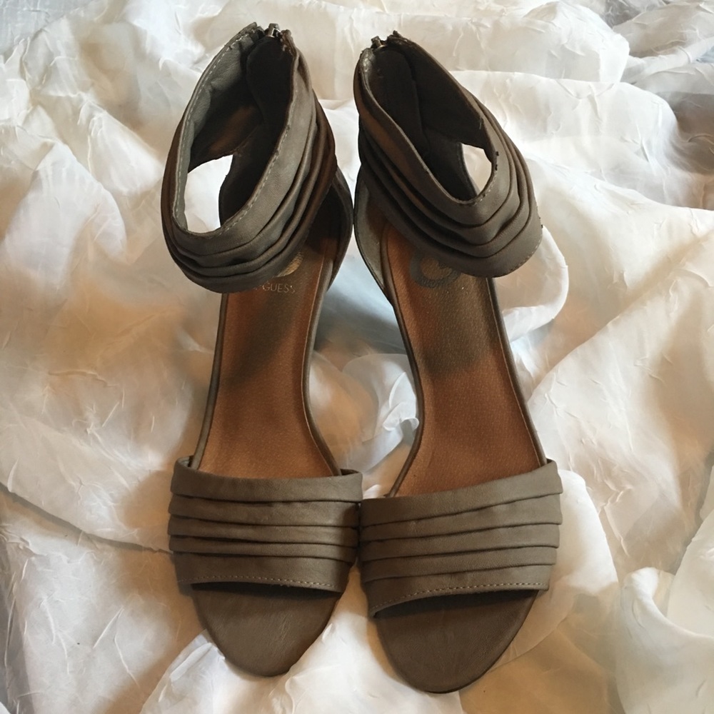 Guess taupe open-toe sandals